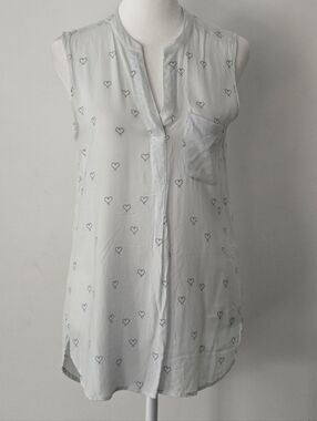 RW&CO. Light Blue Blouse with Navy Label Detail